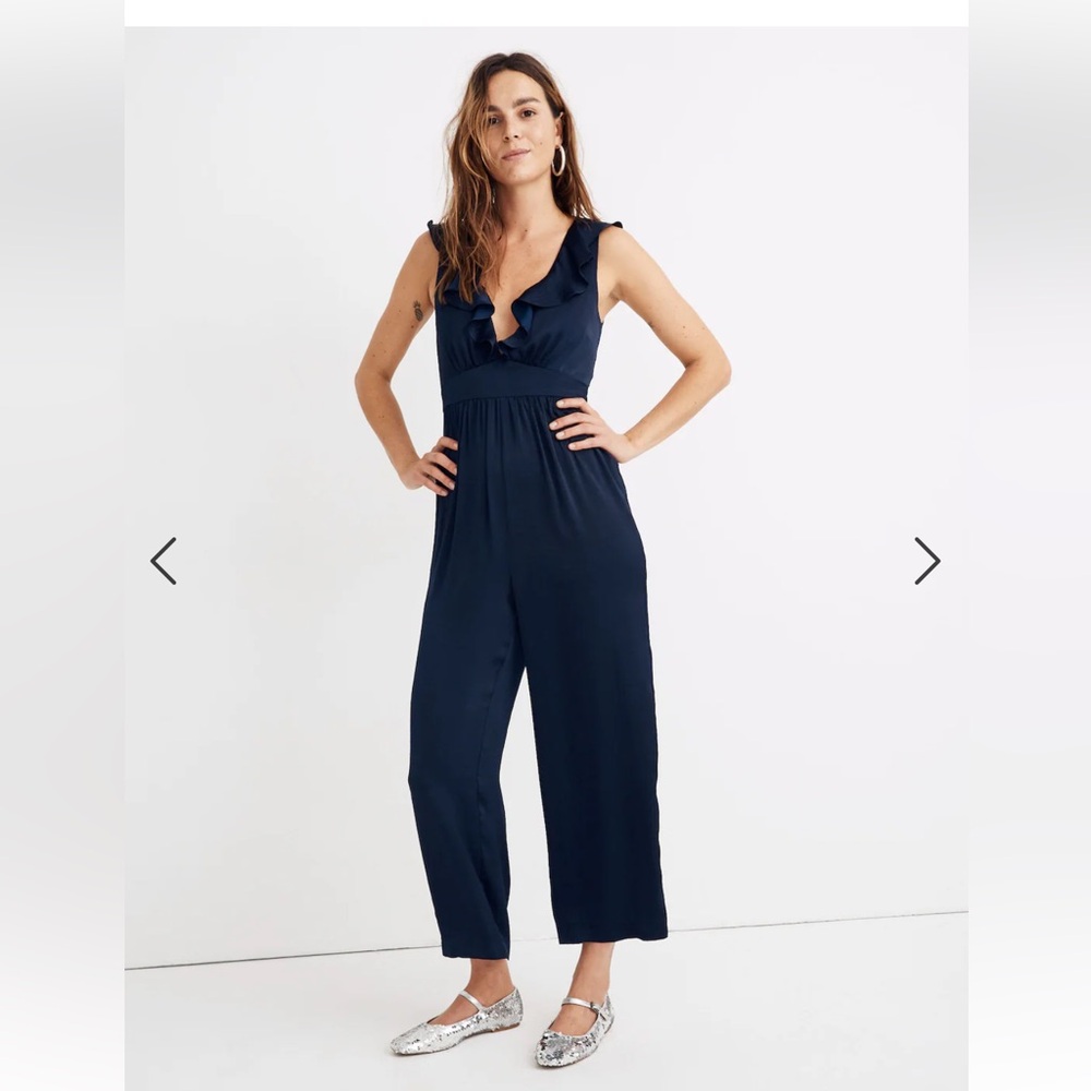 Madewell Satin Ruffle-Neck Jumpsuit navy blue size 6 style af244 NEW